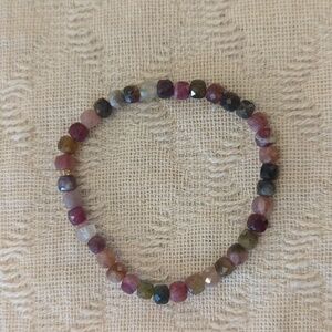 Rough Sapphire and Diamond stretch bead bracelet